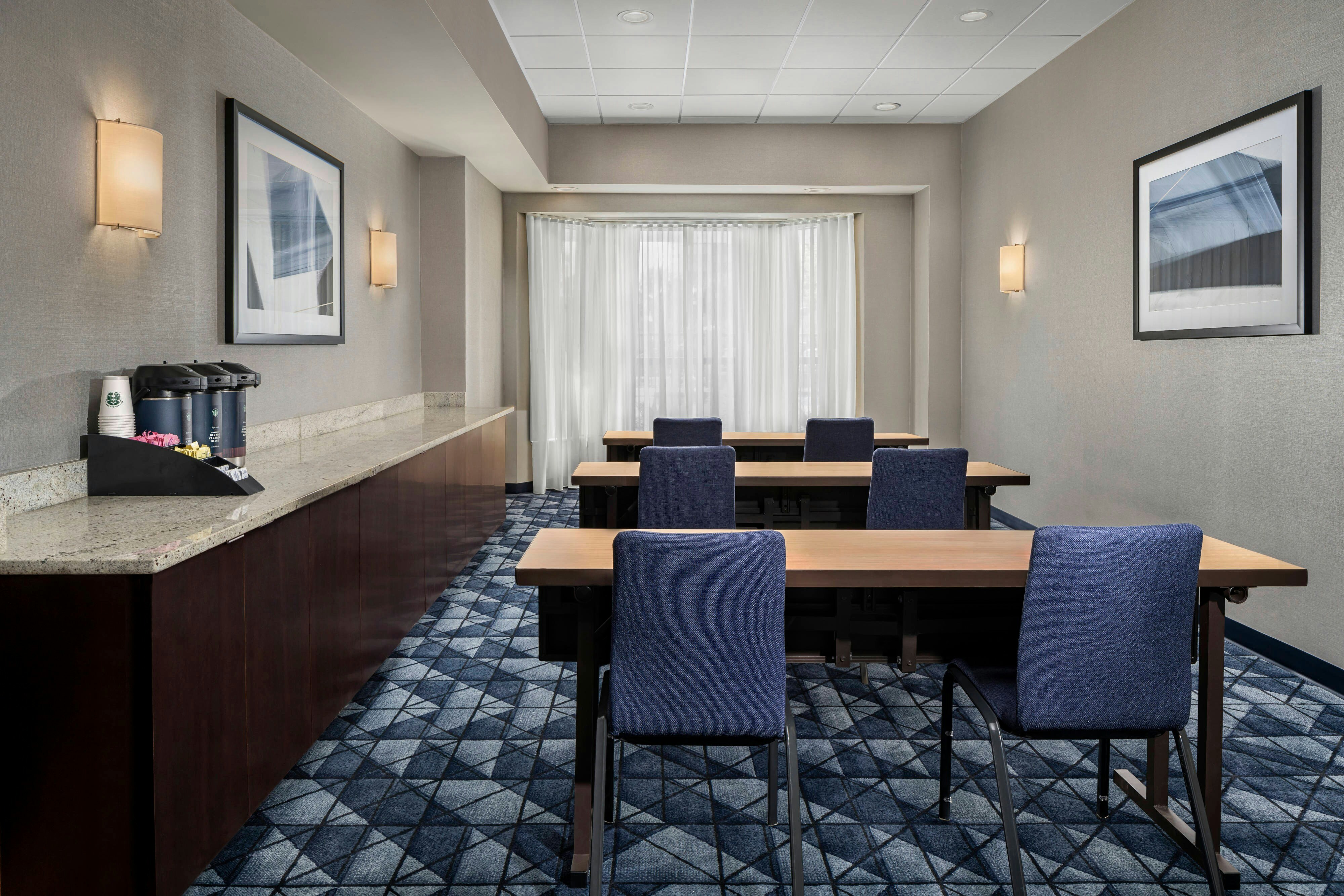 Courtyard By Marriott Butler Boulevard 34/43