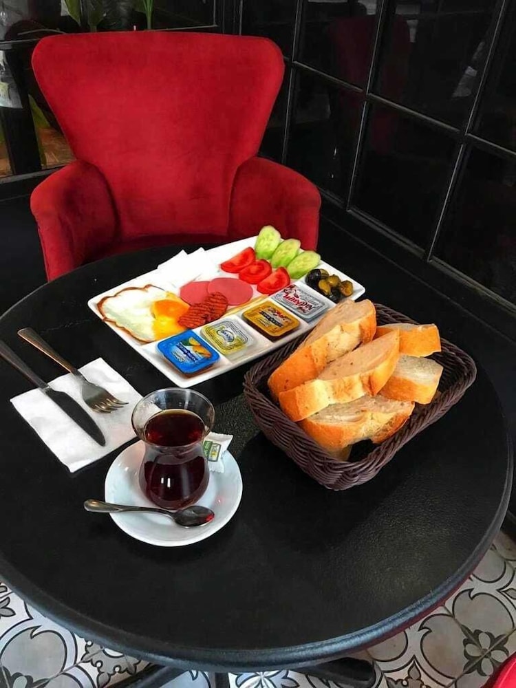 Aysa Hotel 47/58