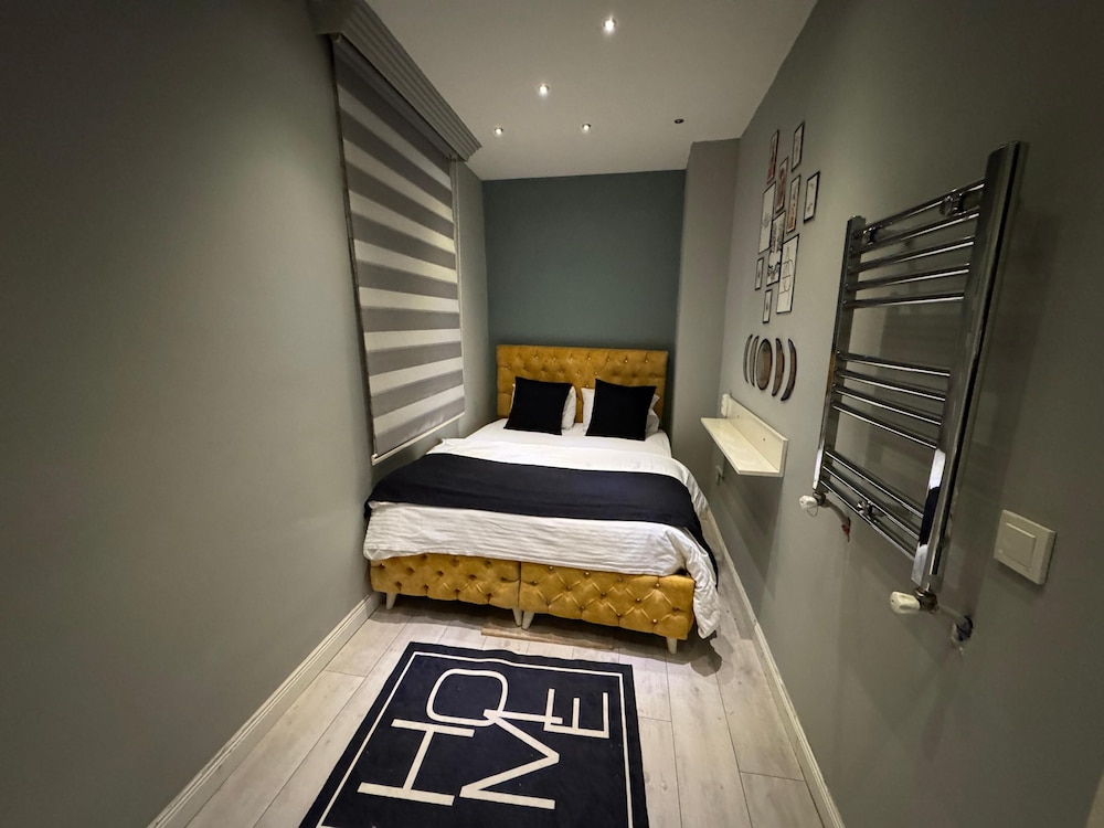 Nova Park Hotel and Suite 12/50
