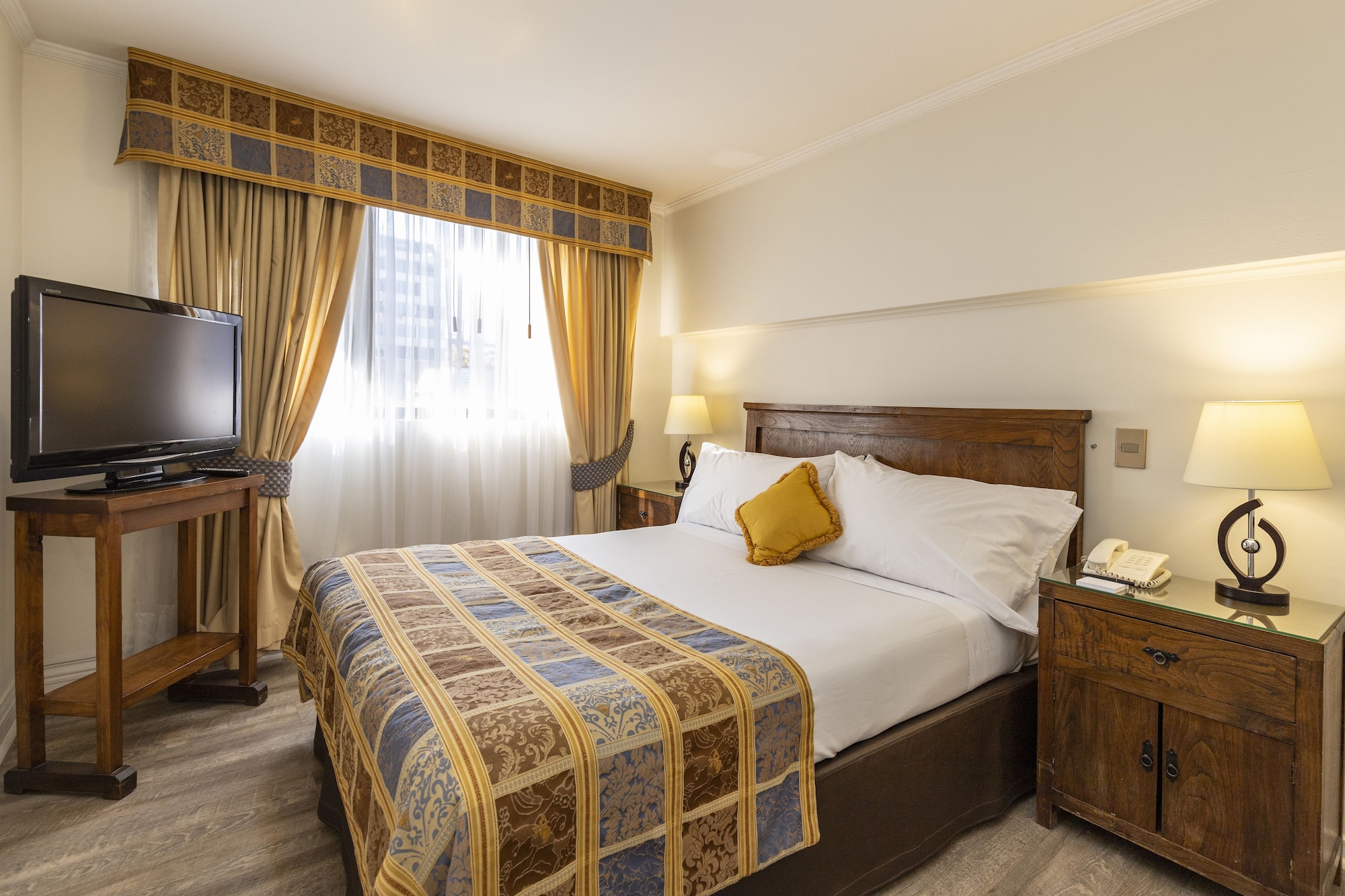 2 BEDROOMS, SUPERIOR, APARTMENT