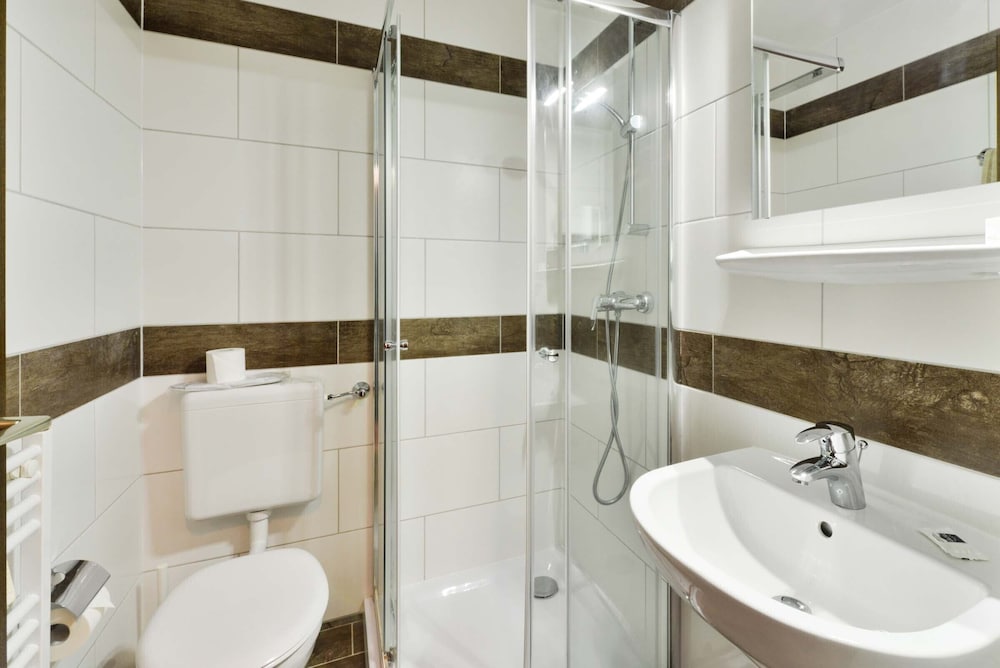 Landhotel Huber Am See 42/45