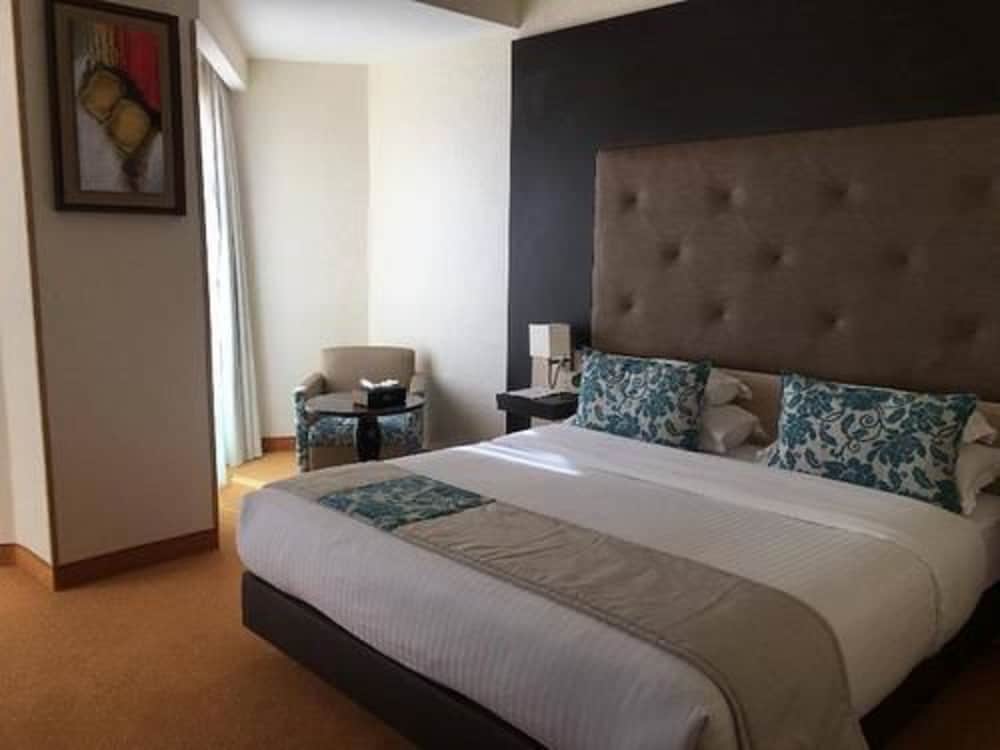 New Day Hotel 11/55
