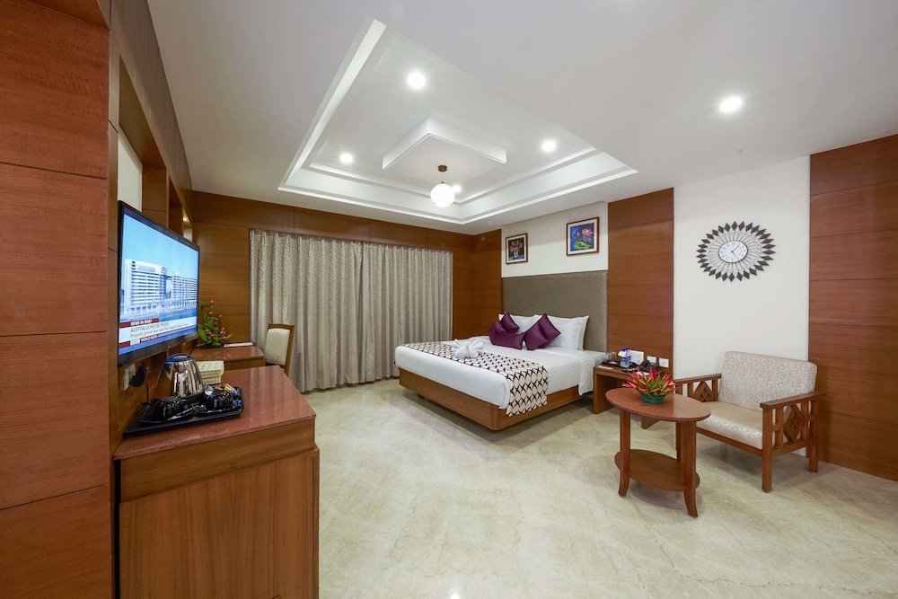 Hotel Jp Chennai Cmbt 30/47