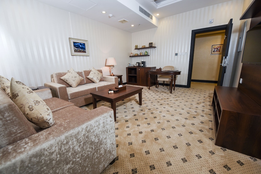 فندق جراند بارك(Verta Hotel Jeddah) 43/50