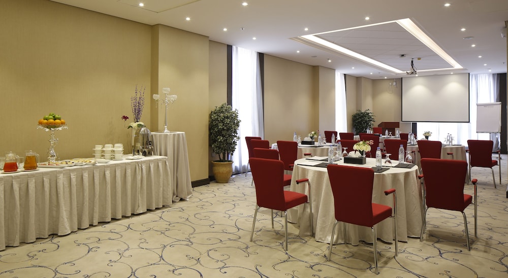 فندق سويس انترناشونال رويال - الرياض(Swiss Flora Royal Hotel Riyadh) 44/51
