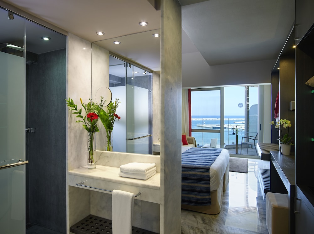 Kyma Suites Beach Hotel 31/50