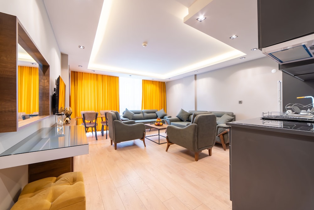 Garden Room Suit Hotel 35/50