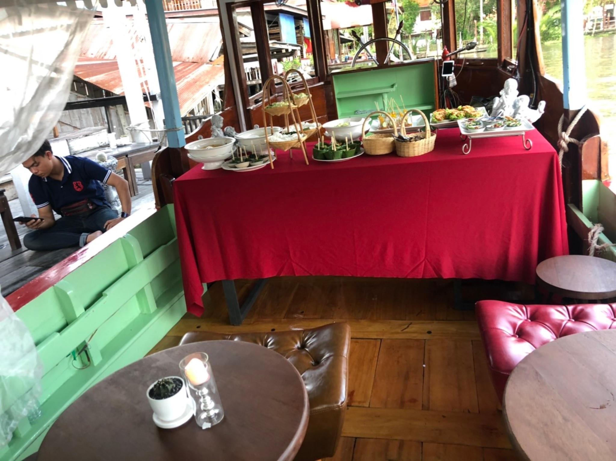 At Casa Guesthouse Amphawa 38/39