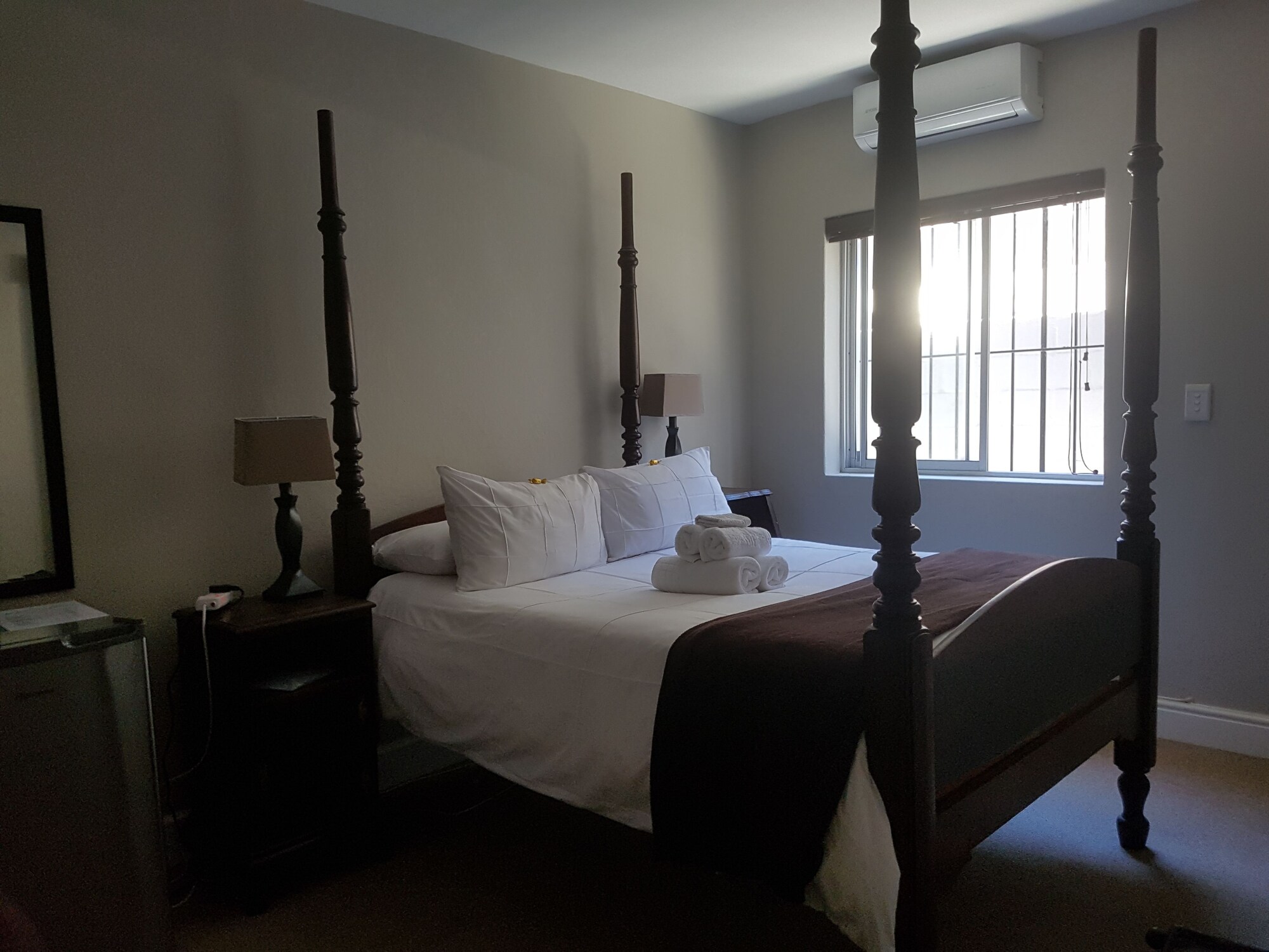 Shell, Standard, Double Bed