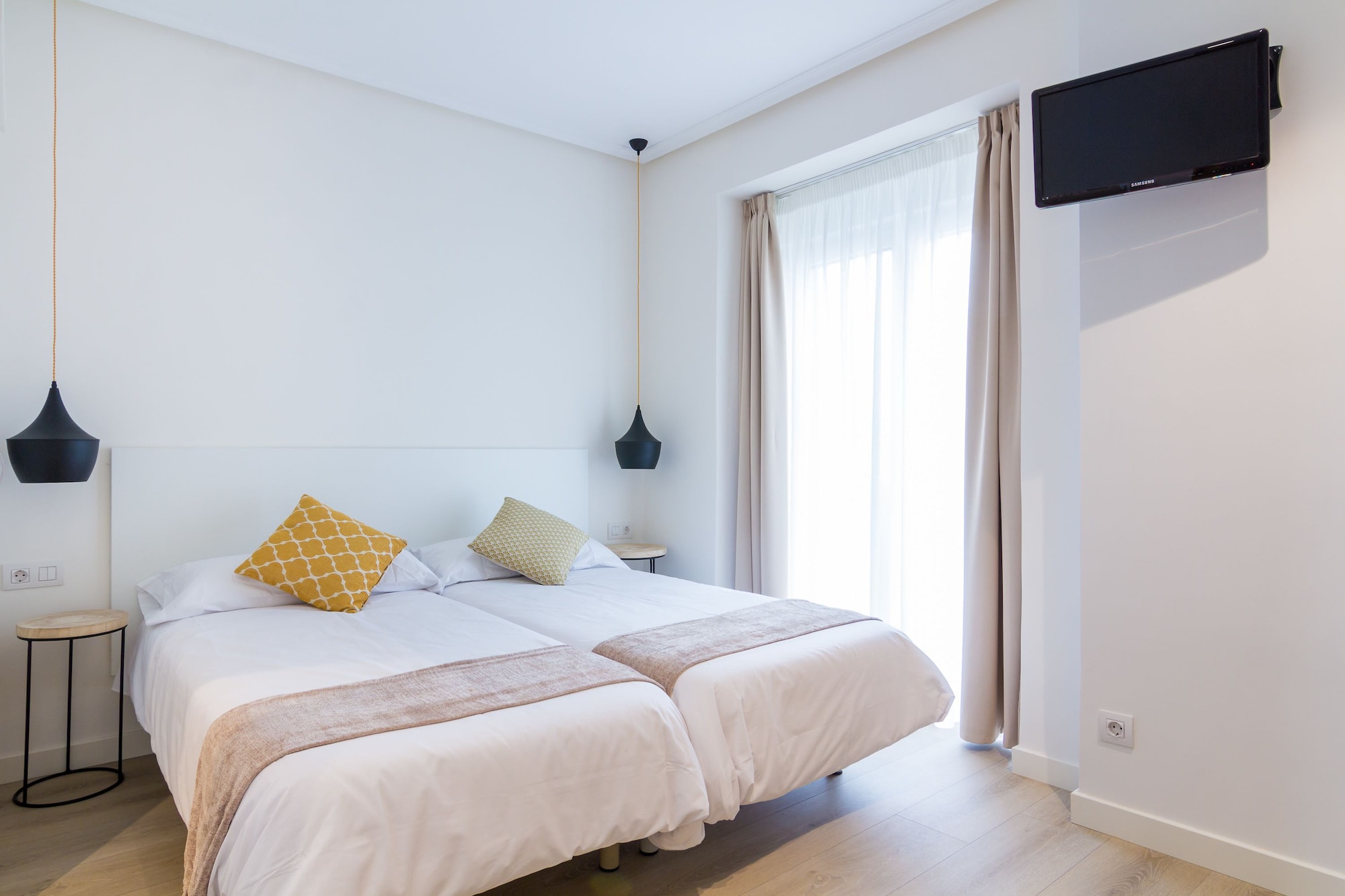 ROOM, DOUBLE BED, PRIVATE BATHROOM