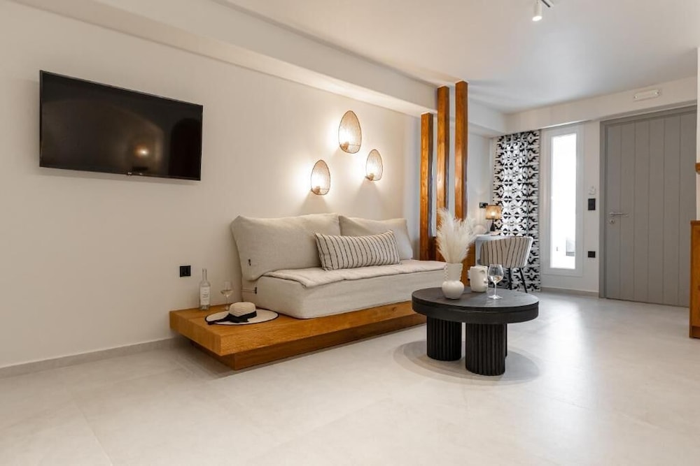 Almiriki Naxos Beachside Living 44/67
