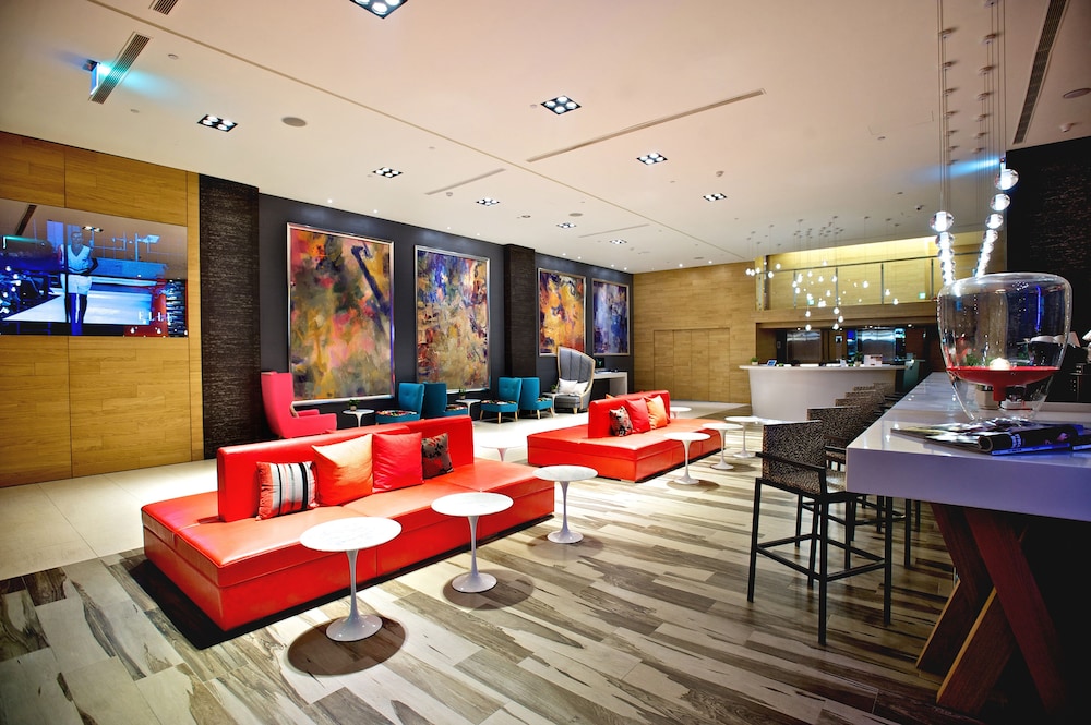 Fx Inn Kaohsiung Zhonghua Road Branch 38/56