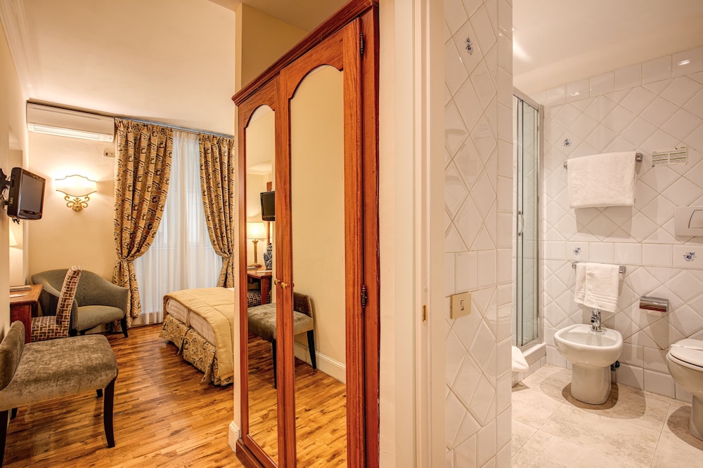 Hotel Cortina 50/53