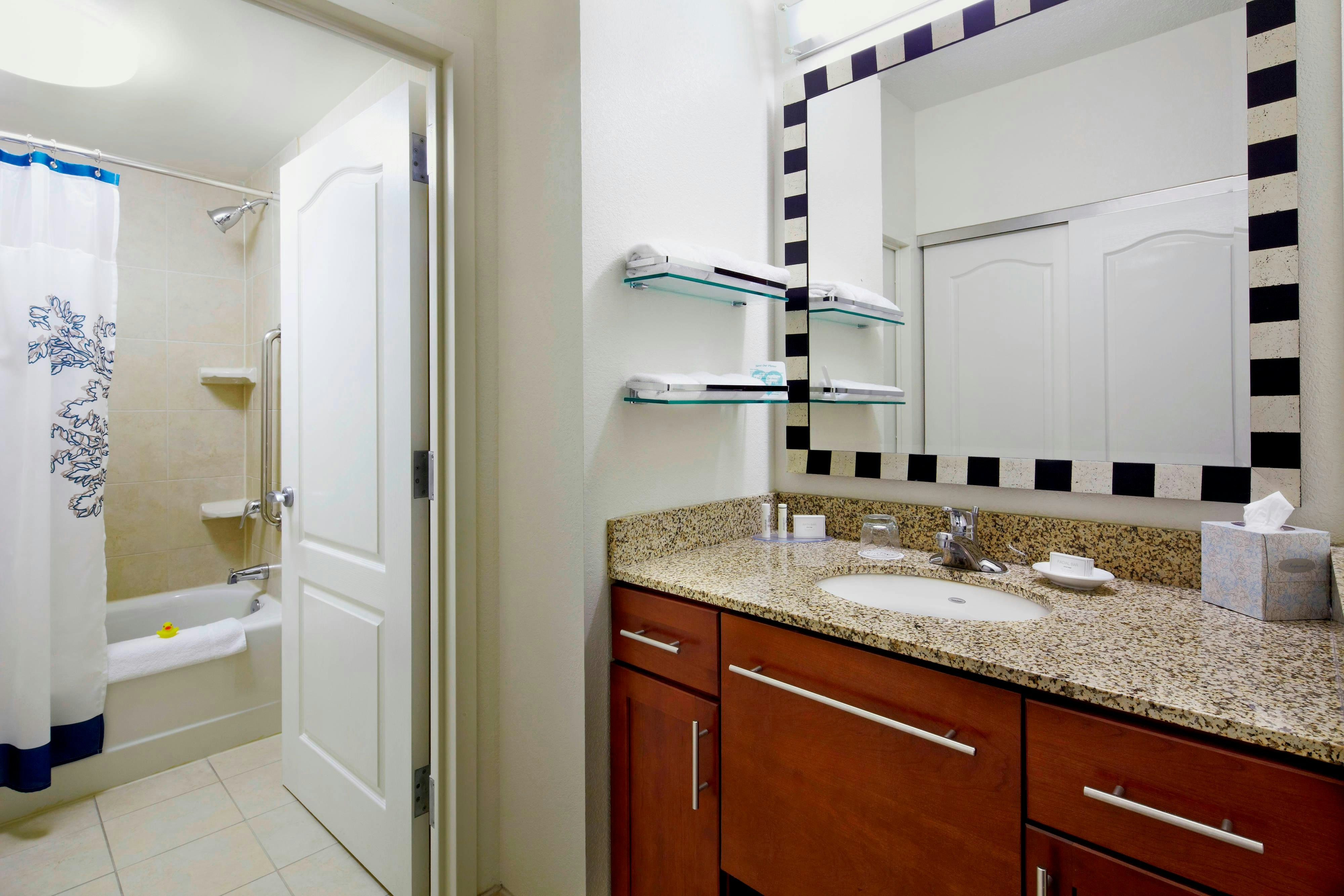Residence Inn East Rutherford Meadowlands 16/17