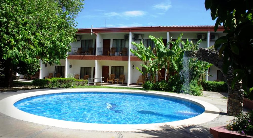 Hotel Boyeros 6/62