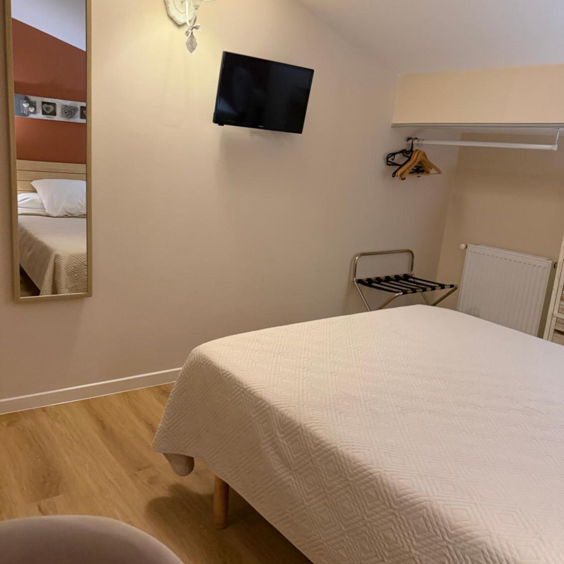 Hotel Azur 12/50