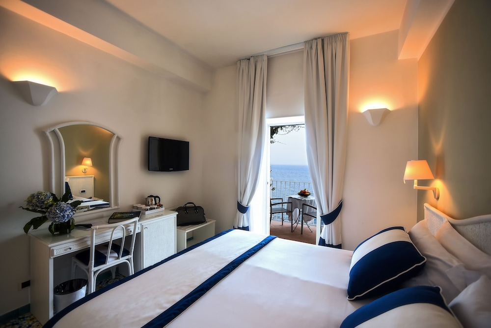 Miramalfi Hotel 20/85