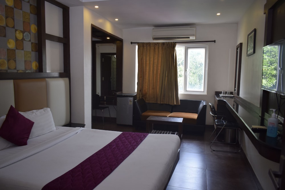 Hotel Tamizh Park 10/34