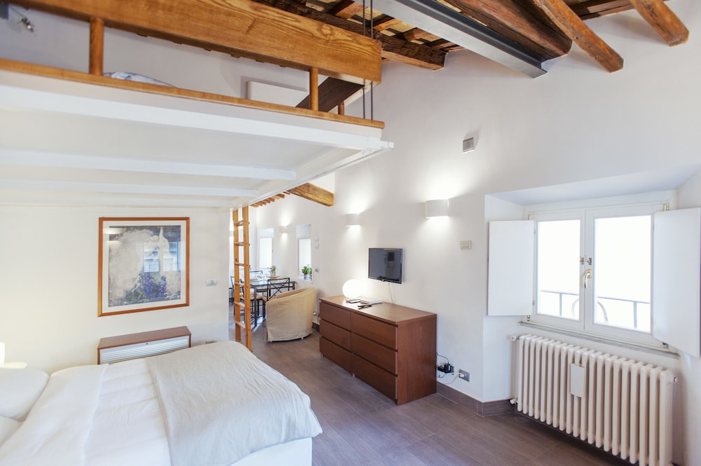 Domizio - WR Apartments 4/21