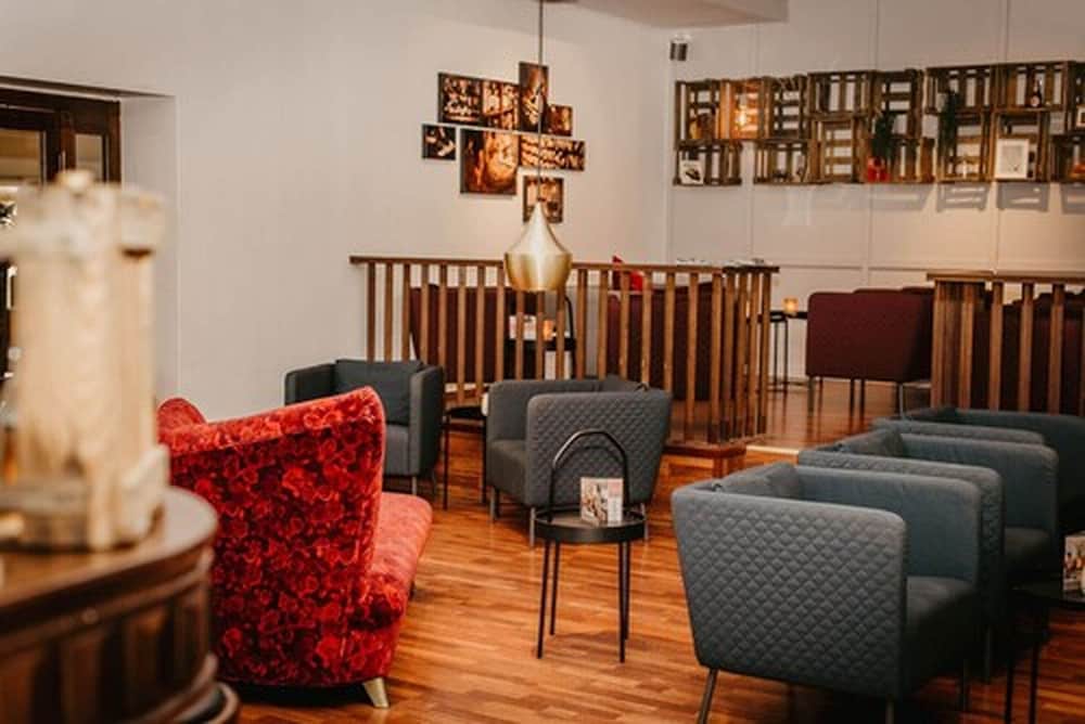 Parkhotel Landau 33/50