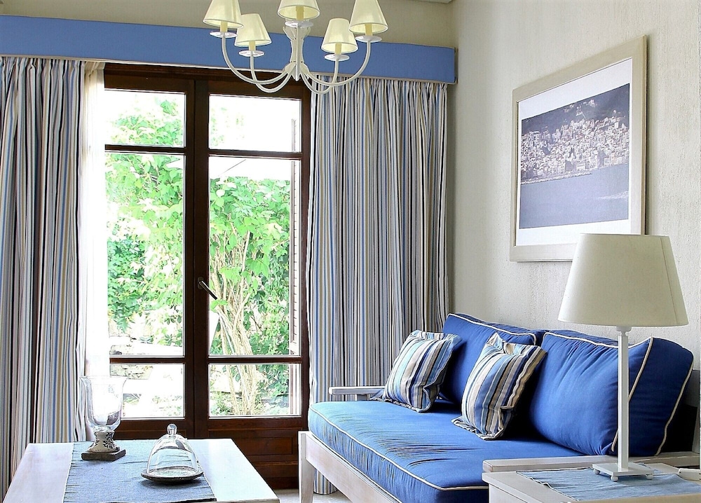 Skopelos Village Hotel Apartments 44/75