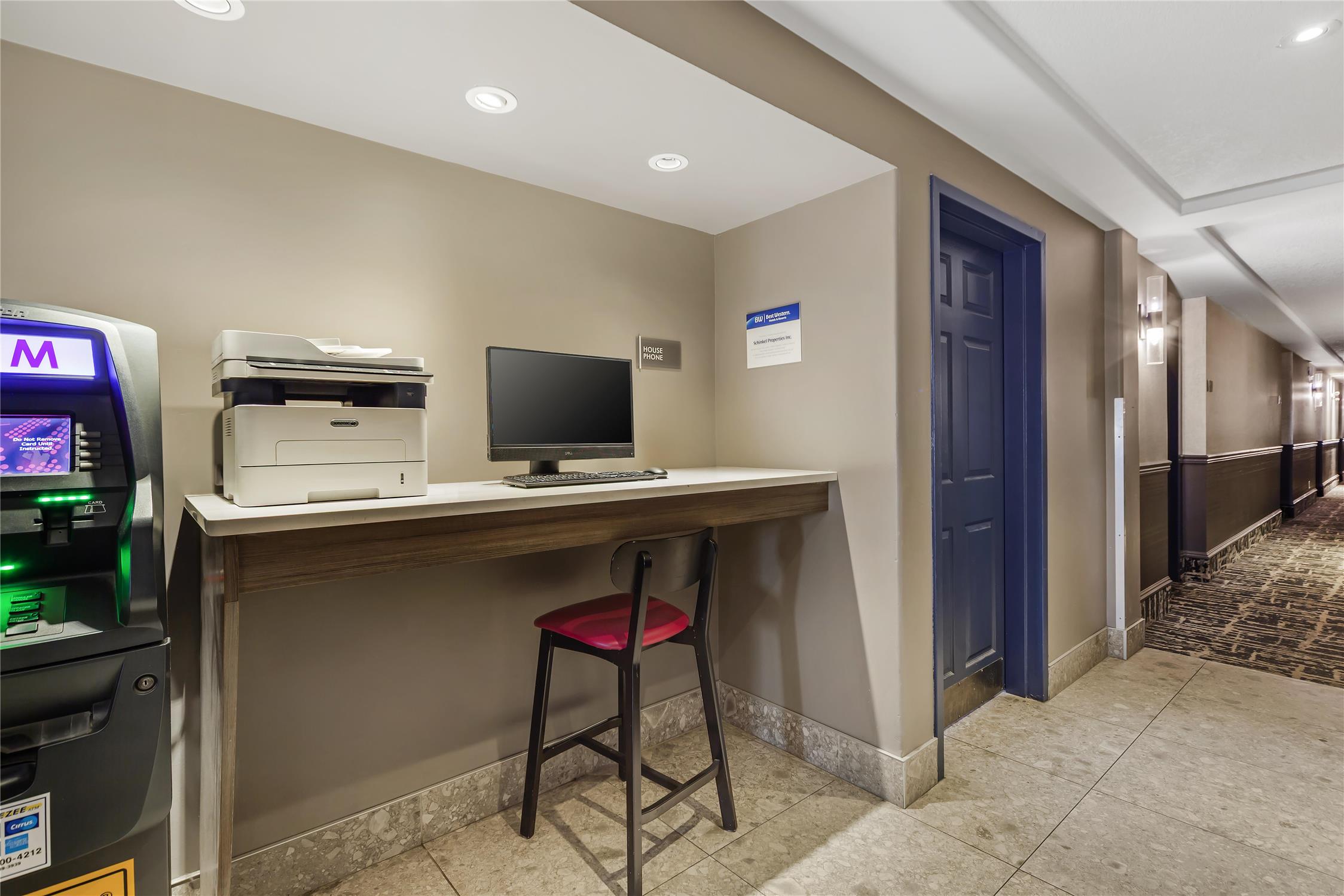 Best Western Plus West Edmonton 62/77