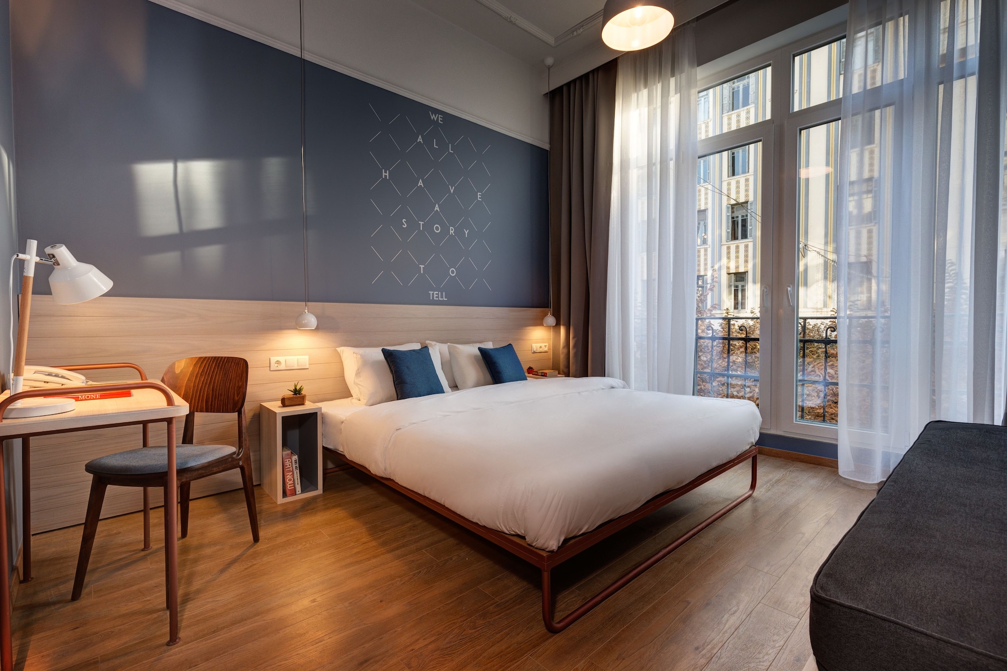 ROOM, DOUBLE BED, CITY VIEW, LARGE