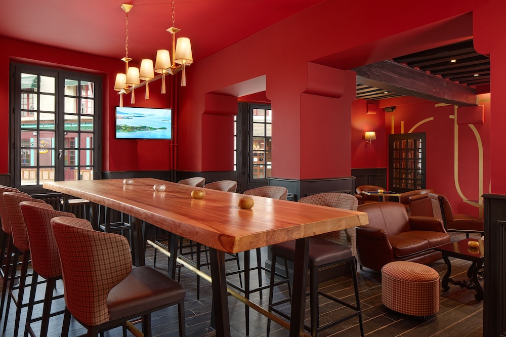 Le Relais Des Trois Chateaux 35/55