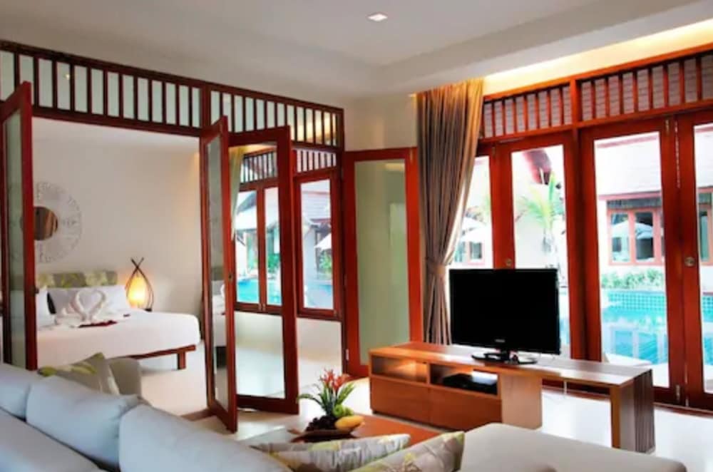 L Esprit de Naiyang Beach Resort 20/50