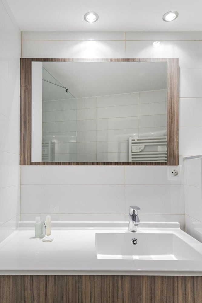HEVEA APPART HOTEL 48/50