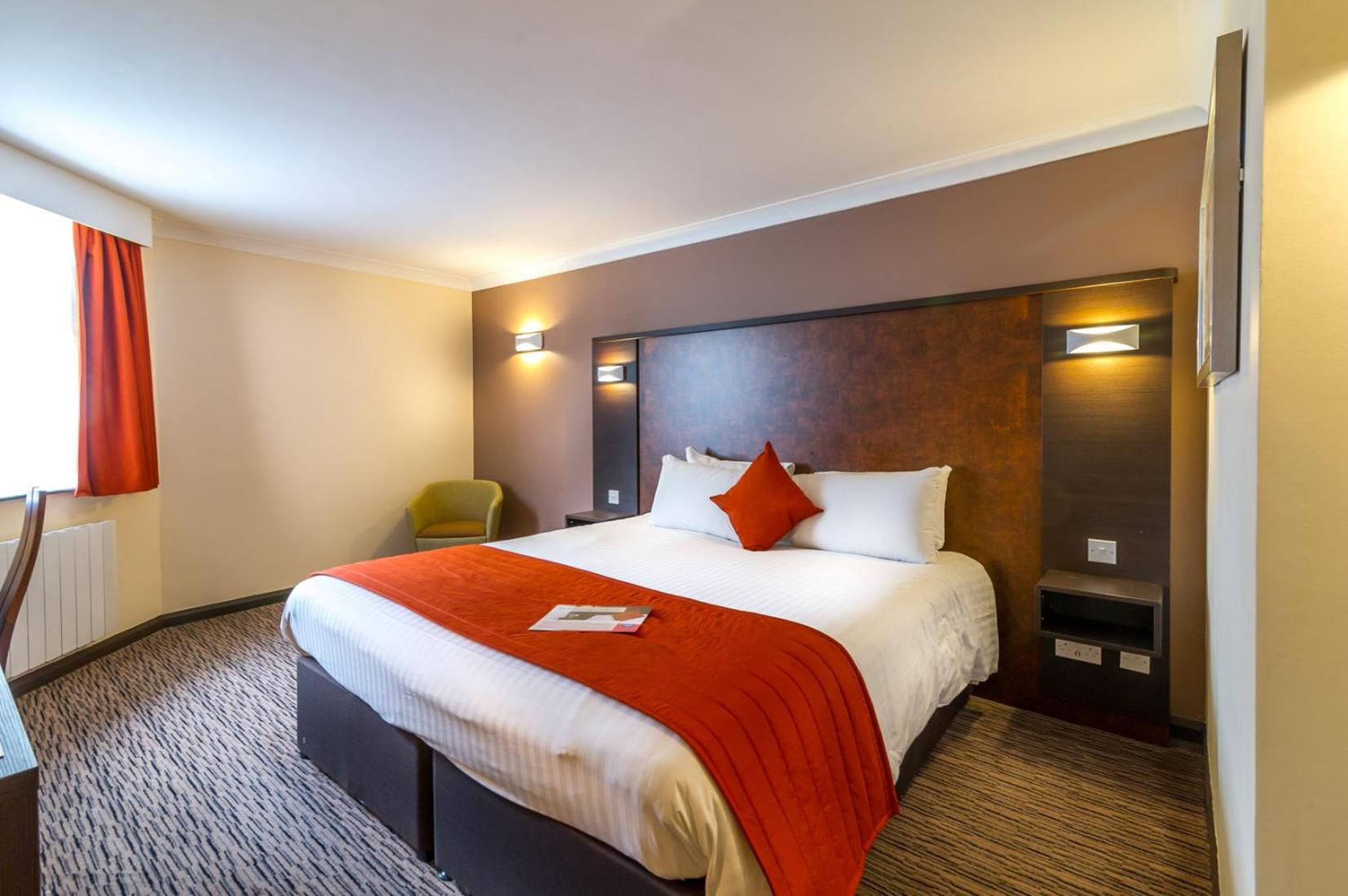 Room, Double Bed, Dragonfly Hotel Bury St Edmunds 5/10
