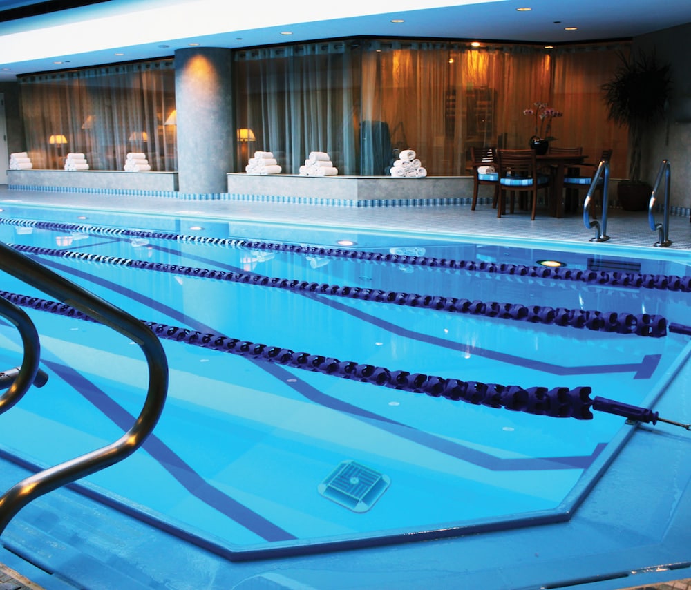 THE RITZ-CARLTON CHICAGO 2/42