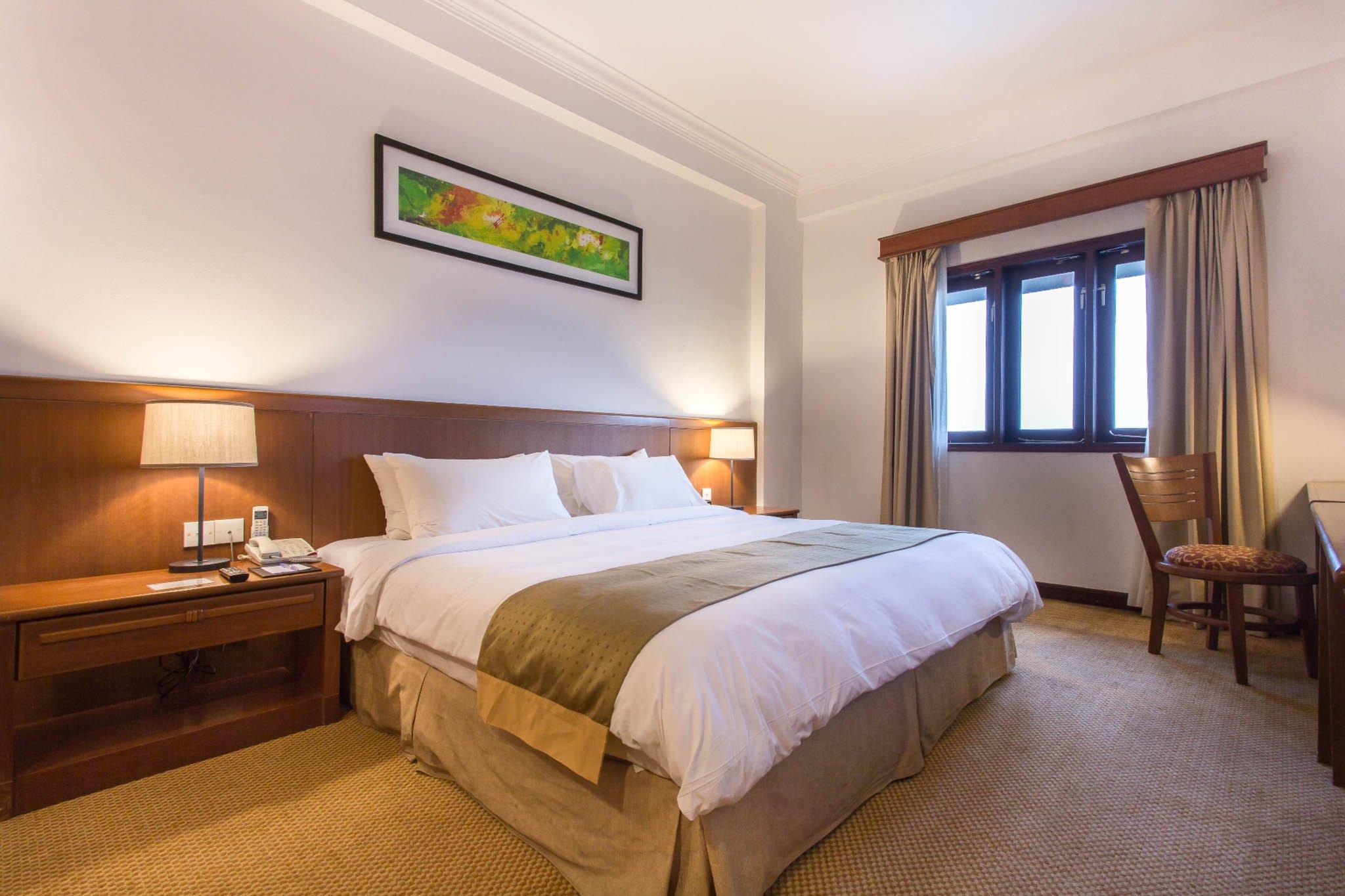 Suite, King Bed