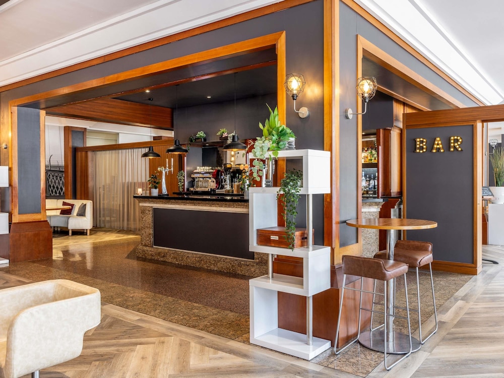 Novotel Bristol Centre 12/64