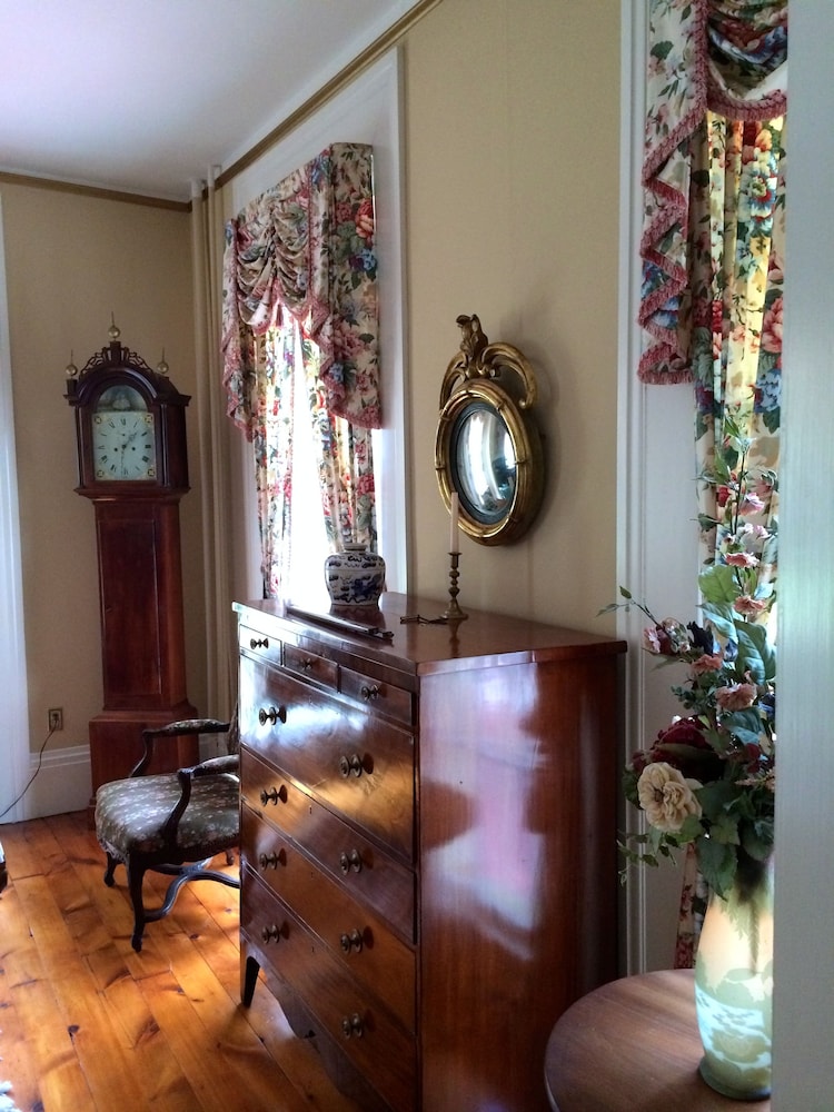 Oakcliff Bed and Breakfast 7/42