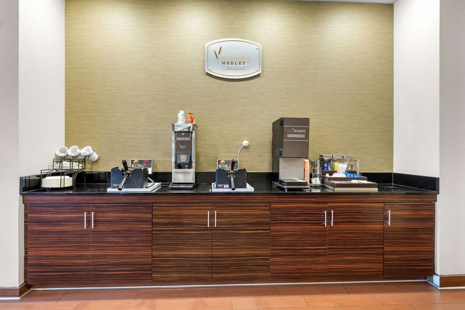 Sleep Inn & Suites West-Near Medical Center photo3