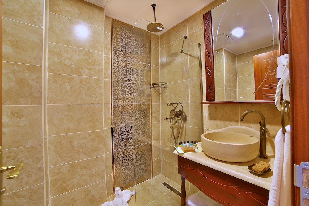 Kaya Ninova Hotel 43/50