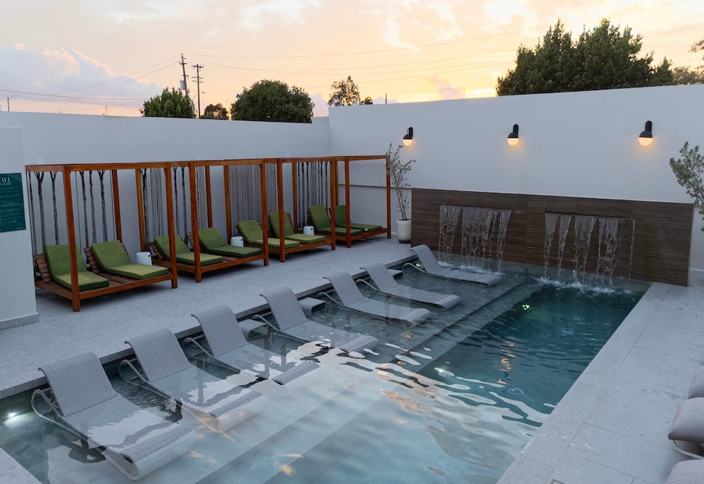 Bali Hotel Adults Only Isla Verde, a Trademark by Wyndham 34/62