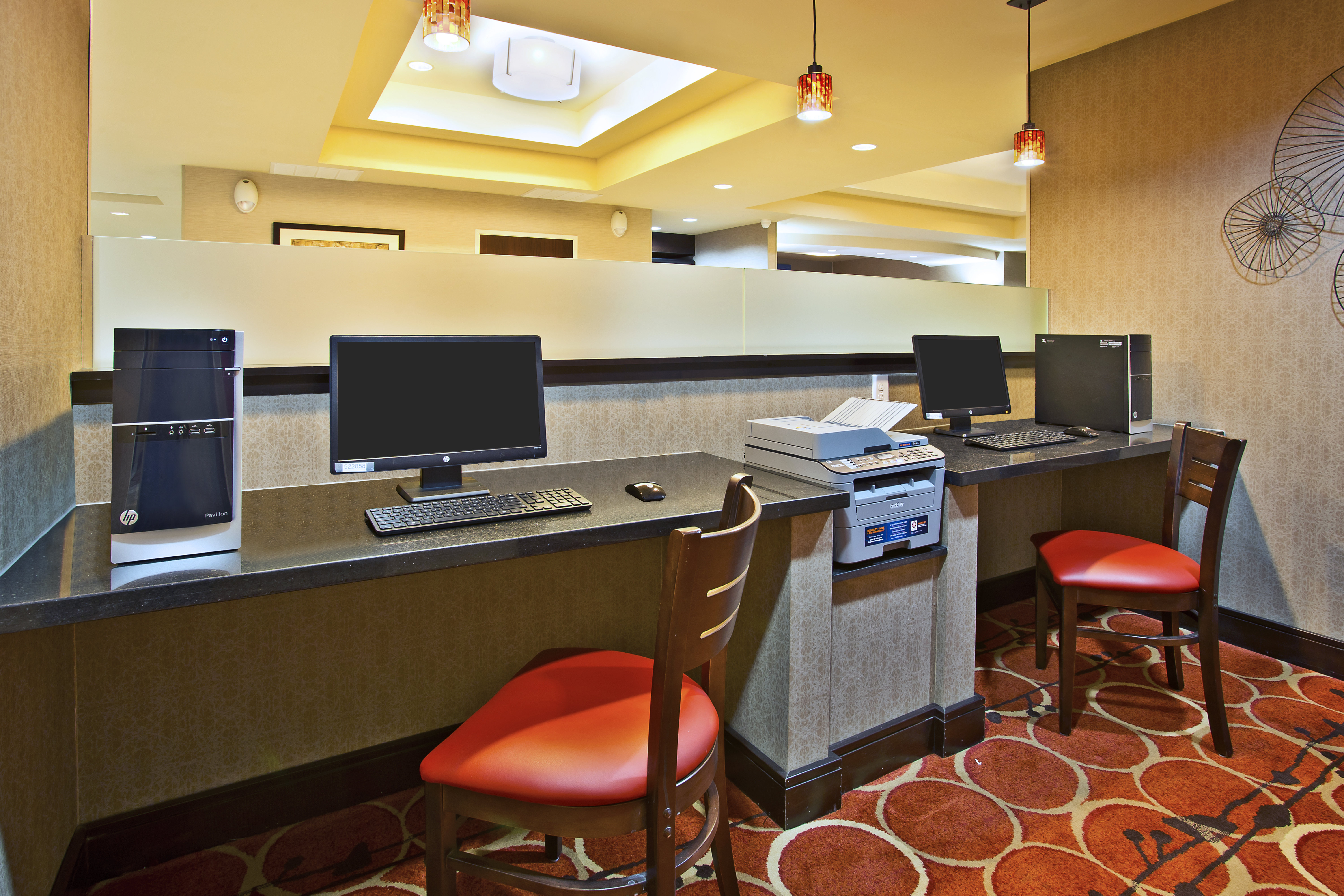 Holiday Inn Express Suites Springfield Dayton Area 42/45
