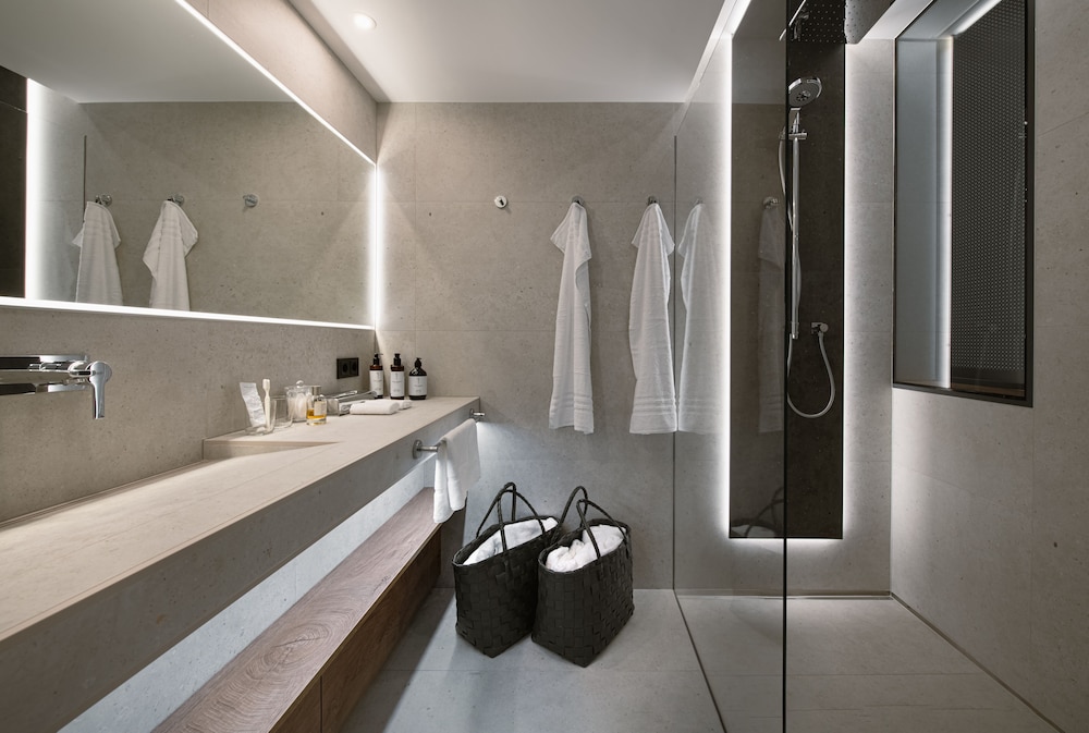 غرفة غراند بسرير كينج، Hotel Vierjahreszeiten Iserlohn 6/7