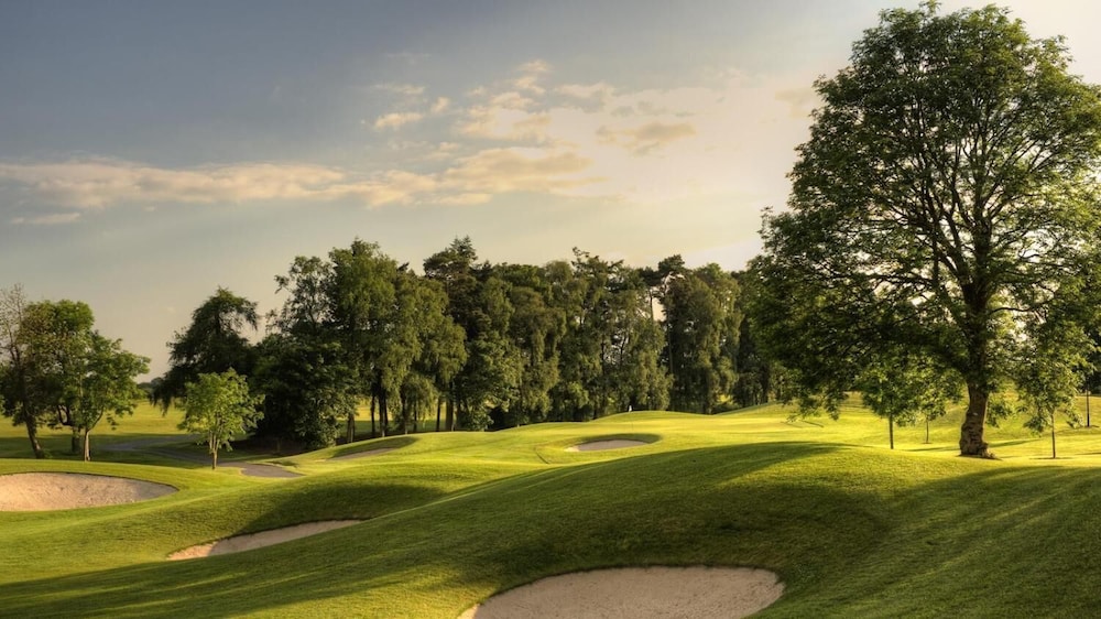 Knightsbrook Hotel Spa Golf Resort 68/69