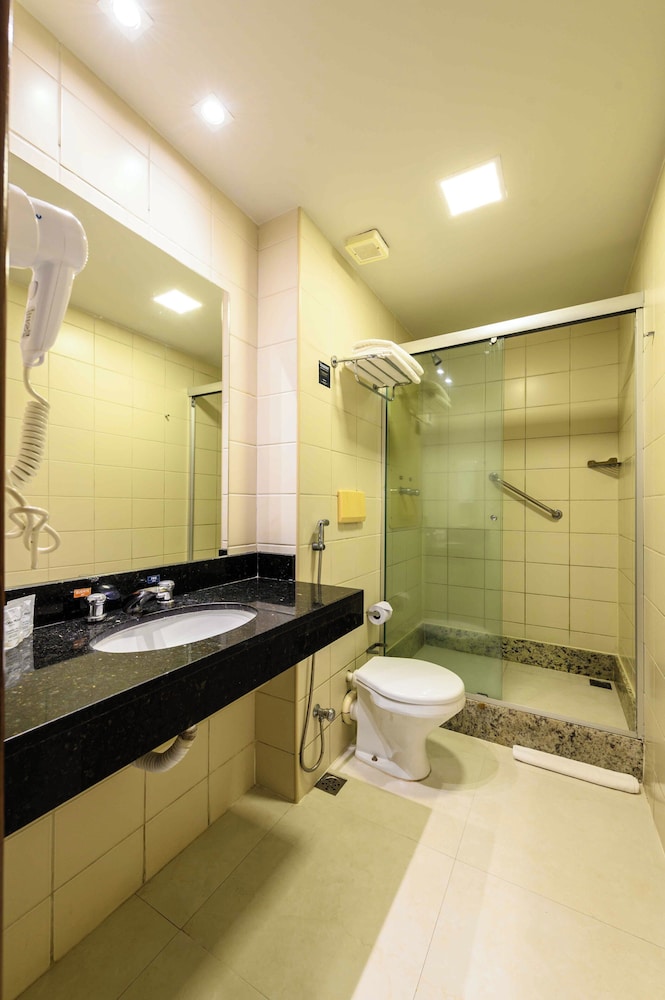 Vitoria Praia Hotel by Nobile 48/49