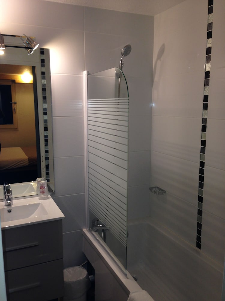 Sure Hotel by Best Western Annecy 19/76