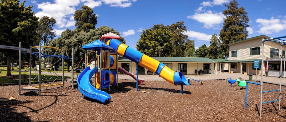 Motueka TOP 10 Holiday Park 25/50