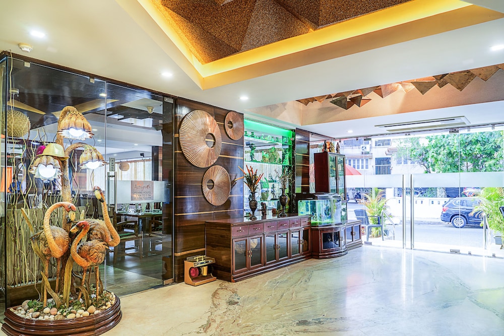 Armoise Hotel 7/40