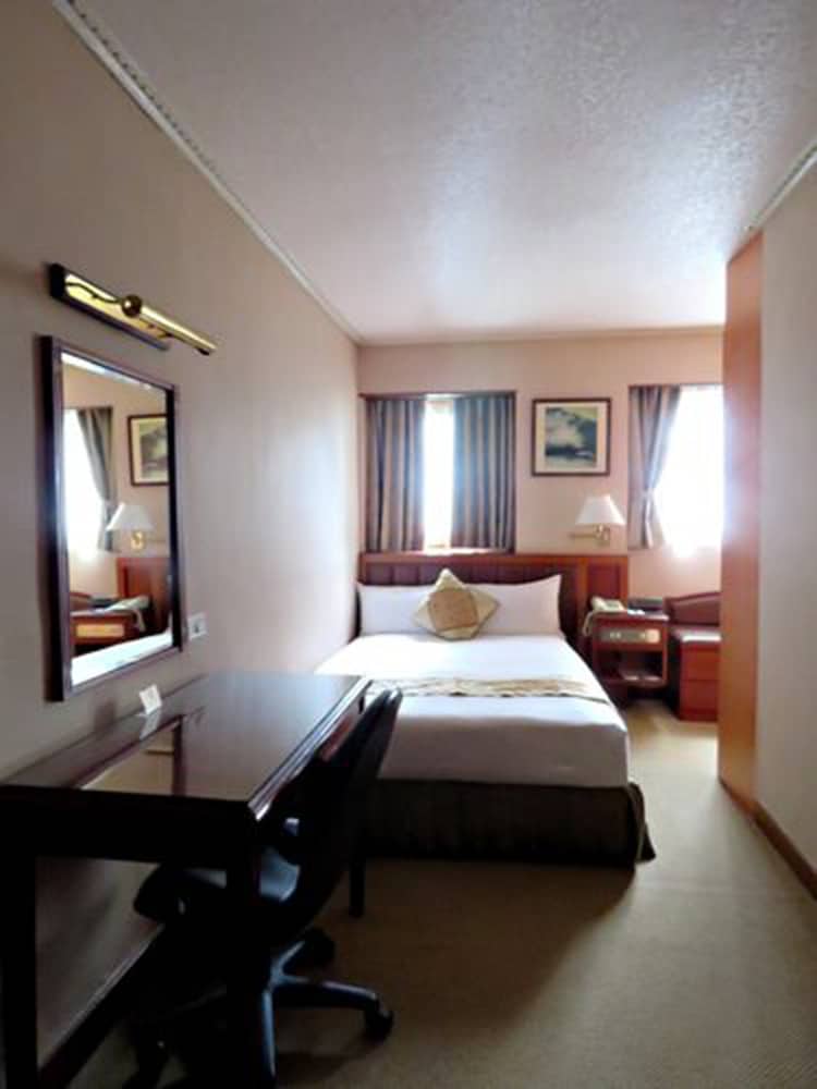 First Hotel 23/53