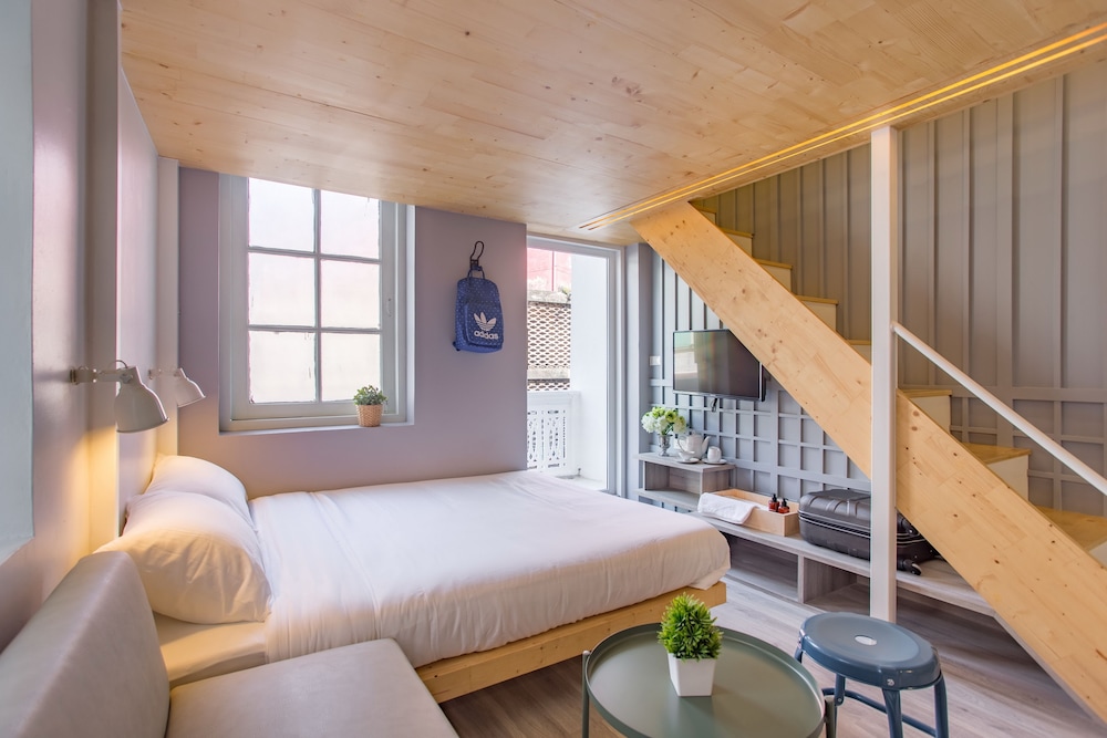 Nornyaowarat Hostel 15/29