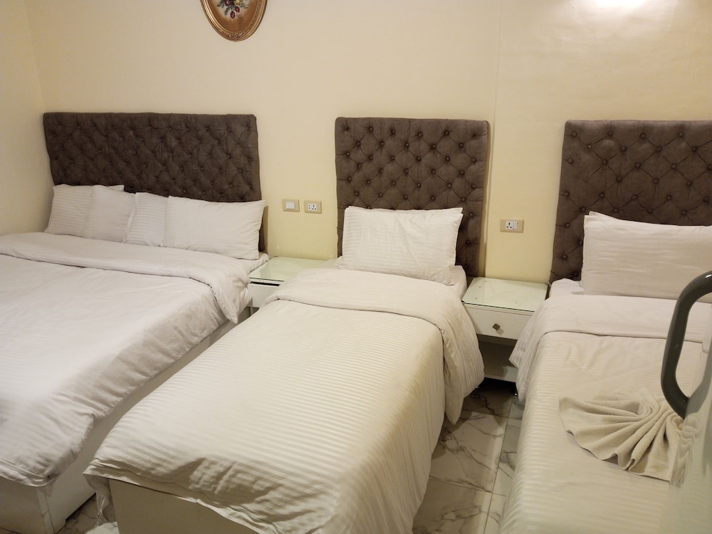 New Panorama Hotel 15/50