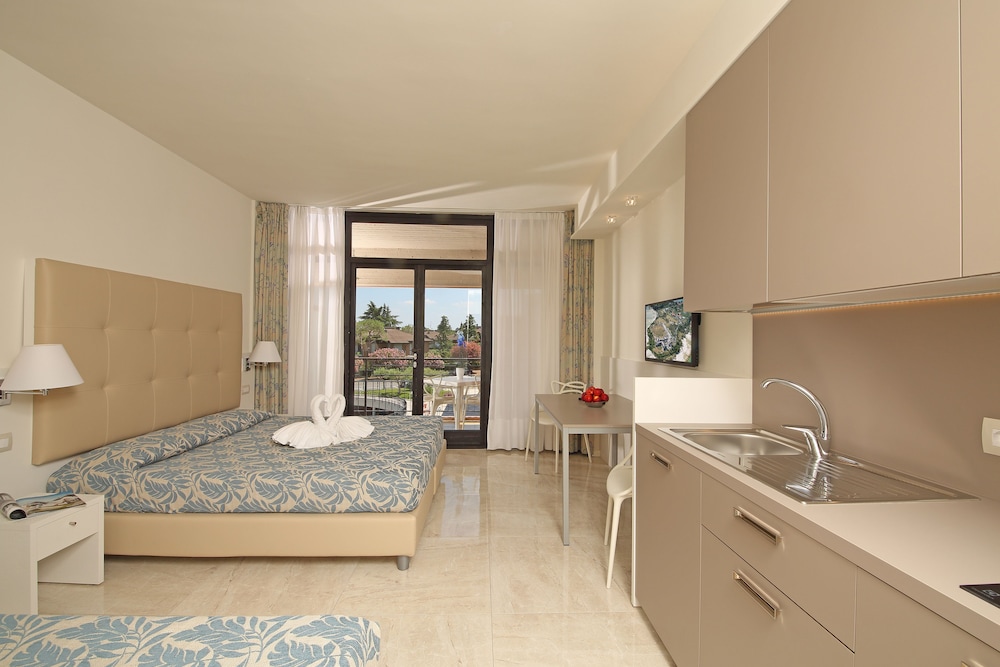 Hotel Residence Holiday 16/76