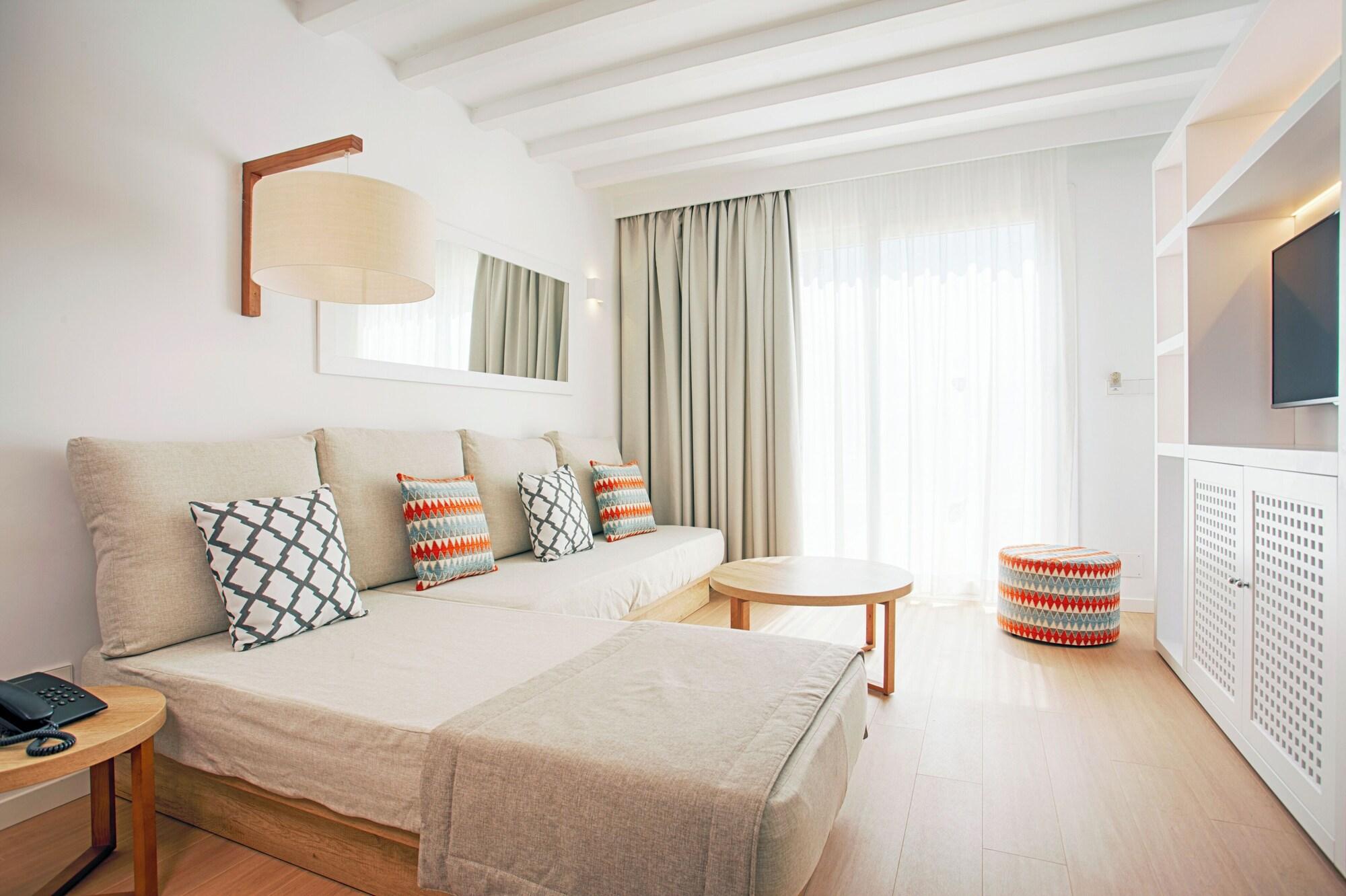 شقة بريميوم عائلية بغرفة نوم واحدة، Grupotel Aldea Cala n Bosch 2/3